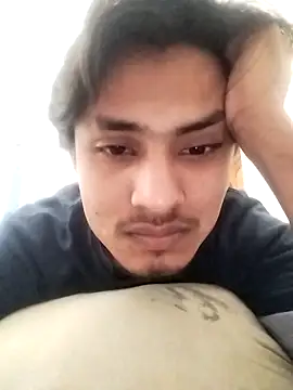 Snapshot of top_user_s chatting on 01-19-26, 11:25 top user s online show from 01-19-26, 11:25