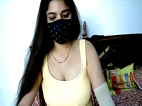 Gloie4u online show from 05-11-26, 01:50