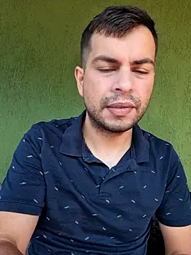 Snapshot of hornny1995 chatting on 09-14-25, 08:24 hornny1995 online show from 09-14-25, 08:24