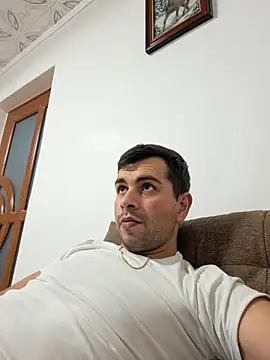 Snapshot of hornny1995 chatting on 11-09-25, 04:05 hornny1995 online show from 11-09-25, 04:05