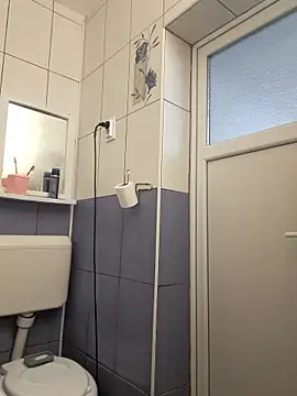 Snapshot of hornny1995 chatting on 01-07-26, 05:48 hornny1995 online show from 01-07-26, 05:48