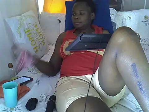 Sweetreena online show from 04-18-26, 03:54