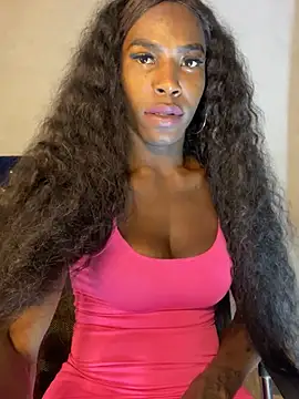 Snapshot of Richchocolatesweet_ chatting on 01-25-25, 07:38 Richchocolatesweet online show from 01-25-25, 07:38