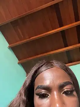 Snapshot of Richchocolatesweet_ chatting on 03-19-25, 02:57 Richchocolatesweet online show from 03-19-25, 02:57