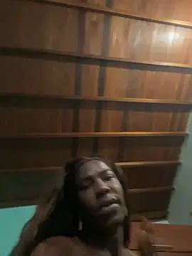 Snapshot of Richchocolatesweet_ chatting on 03-20-25, 10:51 Richchocolatesweet online show from 03-20-25, 10:51