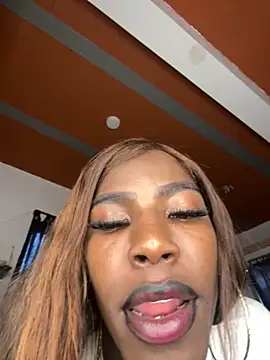 Snapshot of Richchocolatesweet_ chatting on 11-08-25, 08:51 Richchocolatesweet online show from 11-08-25, 08:51