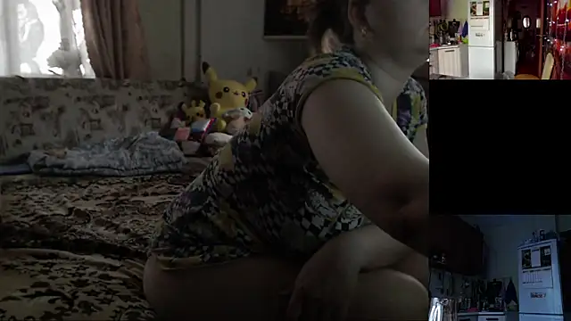 Sakura Green online show from 10-24-25, 07:38