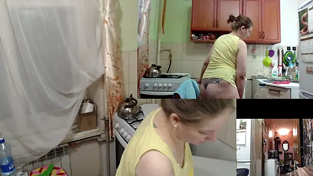 Sakura Green online show from 11-04-25, 04:28