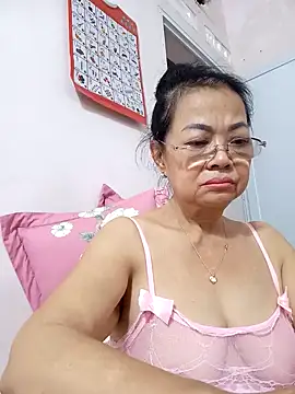 Hotestlove online show from 09-17-25, 10:06