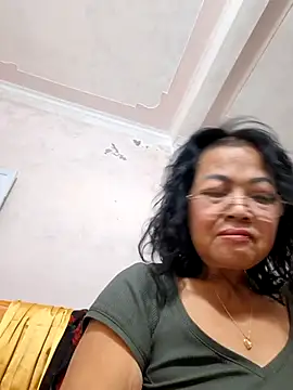 Hotestlove online show from 11-27-25, 09:22