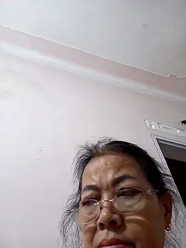 Hotestlove online show from 12-21-25, 02:24