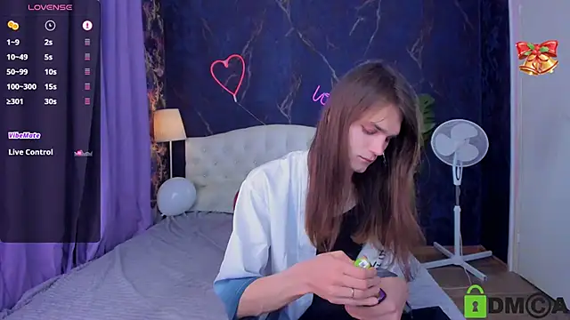 Snapshot of Will_Will_ chatting on 02-15-25, 06:55 Will Will online show from 02-15-25, 06:55