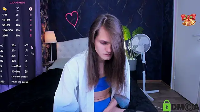Snapshot of Will_Will_ chatting on 02-21-25, 06:40 Will Will online show from 02-21-25, 06:40