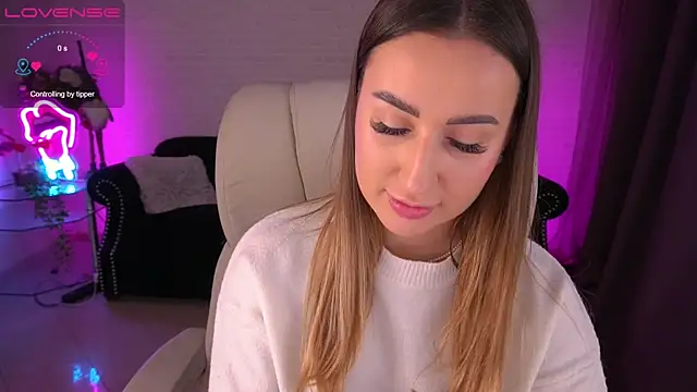 LiaBrazzerr online show from 12-20-24, 06:45