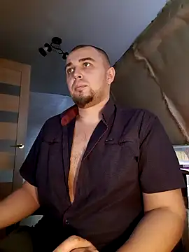 Snapshot of Foxyshaved chatting on 02-06-25, 11:54 Foxyshaved online show from 02-06-25, 11:54