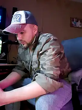 Snapshot of Foxyshaved chatting on 02-26-25, 01:08 Foxyshaved online show from 02-26-25, 01:08