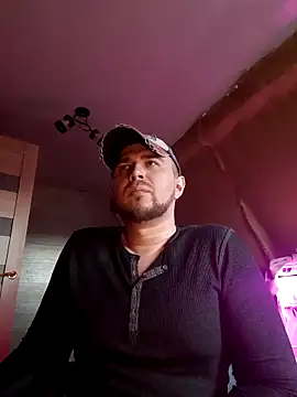 Snapshot of Foxyshaved chatting on 03-09-25, 01:48 Foxyshaved online show from 03-09-25, 01:48