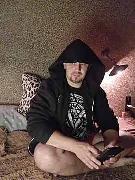 Snapshot of Foxyshaved chatting on 10-15-25, 02:33 Foxyshaved online show from 10-15-25, 02:33