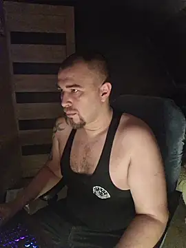 Snapshot of Foxyshaved chatting on 11-02-25, 05:10 Foxyshaved online show from 11-02-25, 05:10