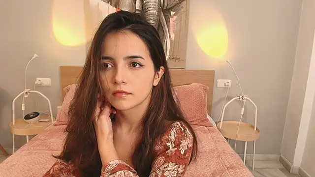 Snapshot of Raychell_Black chatting on 01-20-25, 04:45 Raychell Black online show from 01-20-25, 04:45