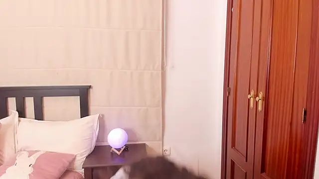 Snapshot of Raychell_Black chatting on 03-01-25, 06:11 Raychell Black online show from 03-01-25, 06:11