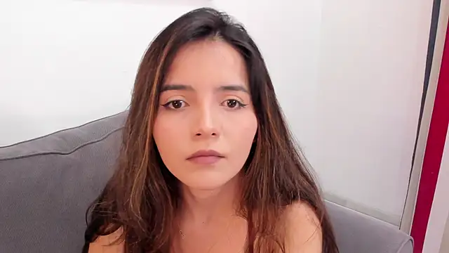 Snapshot of Raychell_Black chatting on 03-08-25, 06:37 Raychell Black online show from 03-08-25, 06:37