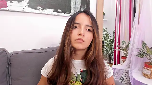 Snapshot of Raychell_Black chatting on 03-13-25, 10:21 Raychell Black online show from 03-13-25, 10:21