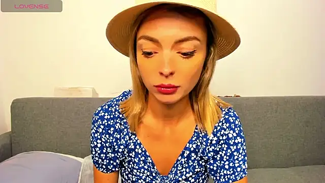  ellen meow  online show from 10-07-25, 09:23