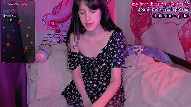 Sofagreen  online show from 12-04-24, 09:57