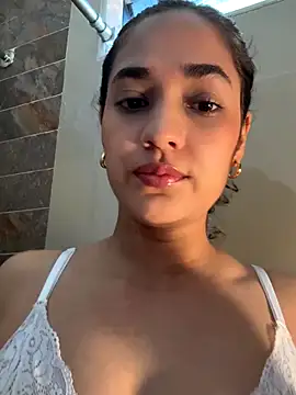 CuteeRose online show from 10-25-25, 02:56