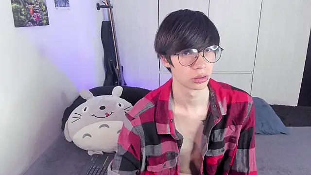 Aventure Twinks online show from 02-05-25, 06:15