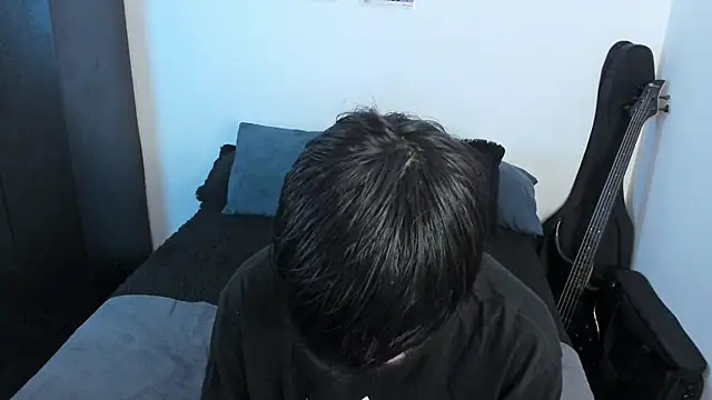 Snapshot of Aventure_Twinks chatting on 06-10-26, 07:24 Aventure Twinks online show from 06-10-26, 07:24