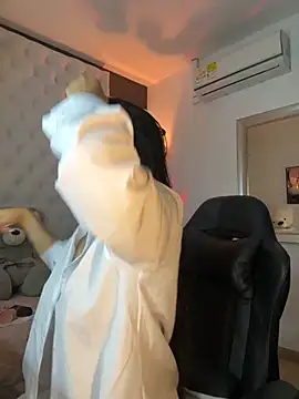 Snapshot of ZarahEvans chatting on 11-08-25, 07:12 ZarahEvans online show from 11-08-25, 07:12