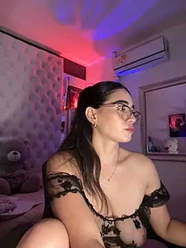 Snapshot of ZarahEvans chatting on 12-01-25, 08:14 ZarahEvans online show from 12-01-25, 08:14