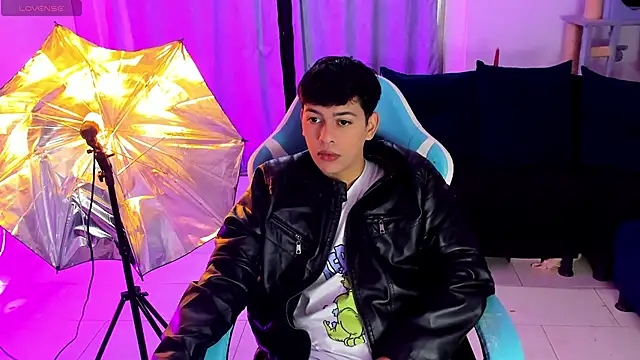 Franco Rizzo  online show from 11-24-25, 08:08