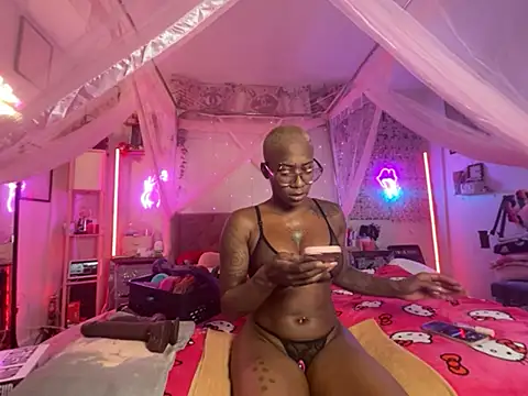 VixenCapri online show from 04-27-26, 02:37