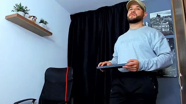 AndrewDiaz online show from 11-19-25, 03:39