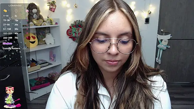 Valery7rose  online show from 12-04-24, 03:04