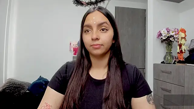 Valery7rose  online show from 10-19-25, 03:34