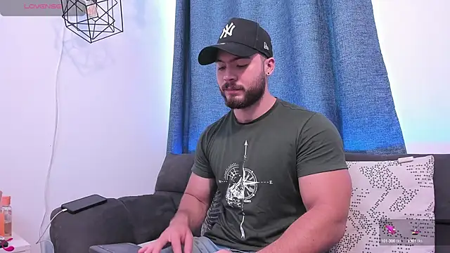 SebastianVilla  online show from 02-25-25, 03:27