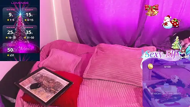 Snapshot of Kenia_oz chatting on 12-15-24, 01:00 Kenia oz online show from 12-15-24, 01:00