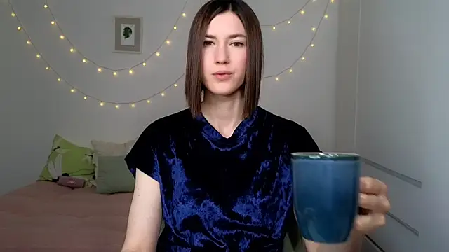 AliciaNewell online show from 07-14-26, 04:28