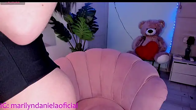 Marily Daniela  online show from 03-09-25, 03:32