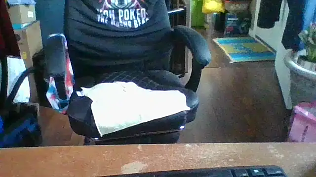 Daremeknot online show from 04-13-26, 02:00