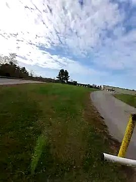 Snapshot of Dut421@xh chatting on 10-25-25, 02:46 Dut421xh online show from 10-25-25, 02:46