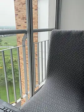 MrsFoucher online show from 02-27-25, 01:28