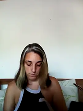 Snapshot of nenamalanenamala chatting on 01-06-25, 11:29 nenamalanenamala online show from 01-06-25, 11:29