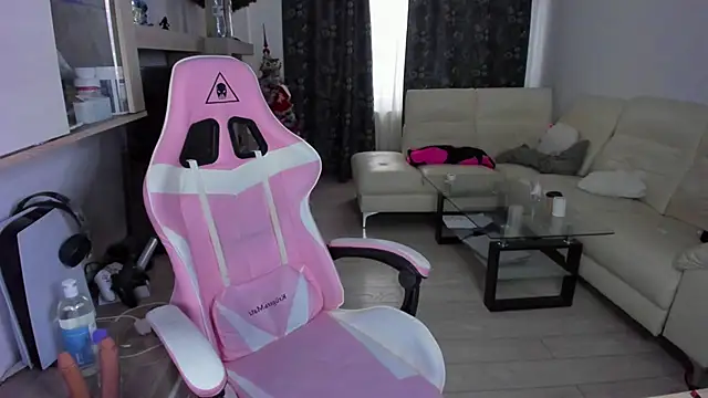 KaylaLaine online show from 02-21-25, 05:56