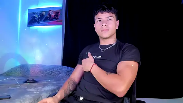 Snapshot of Dominic_Biker__ chatting on 12-20-24, 03:14 Dominic Biker online show from 12-20-24, 03:14