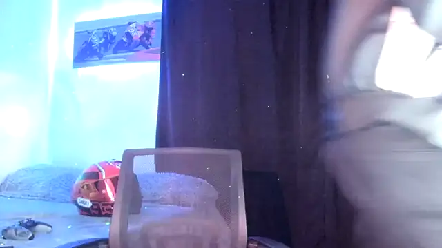 Snapshot of Dominic_Biker__ chatting on 12-29-24, 04:38 Dominic Biker online show from 12-29-24, 04:38